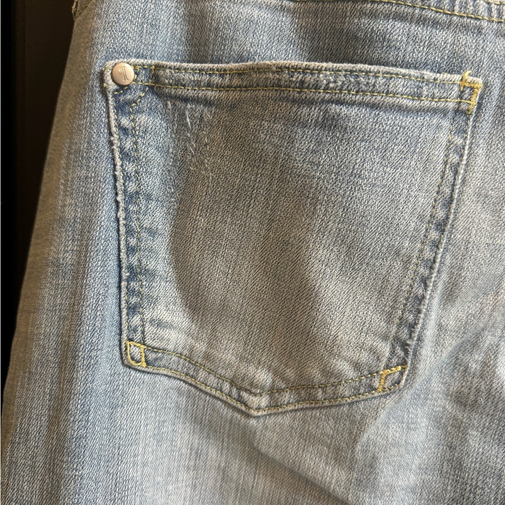 Anthropologie Women's Light Blue Jeans with Hem Details - Picture 8 of 10